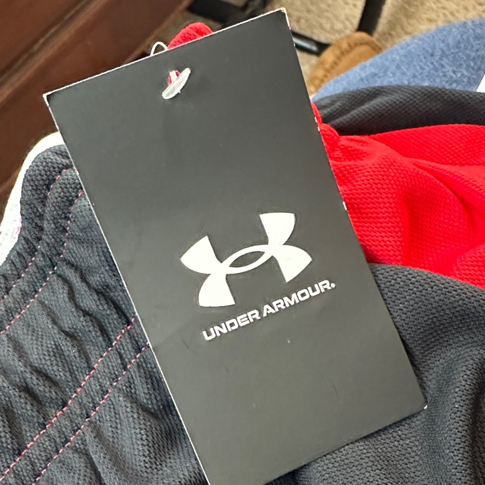 Under Armour Men's Red and Black Athletic Shorts - Picture 6 of 6